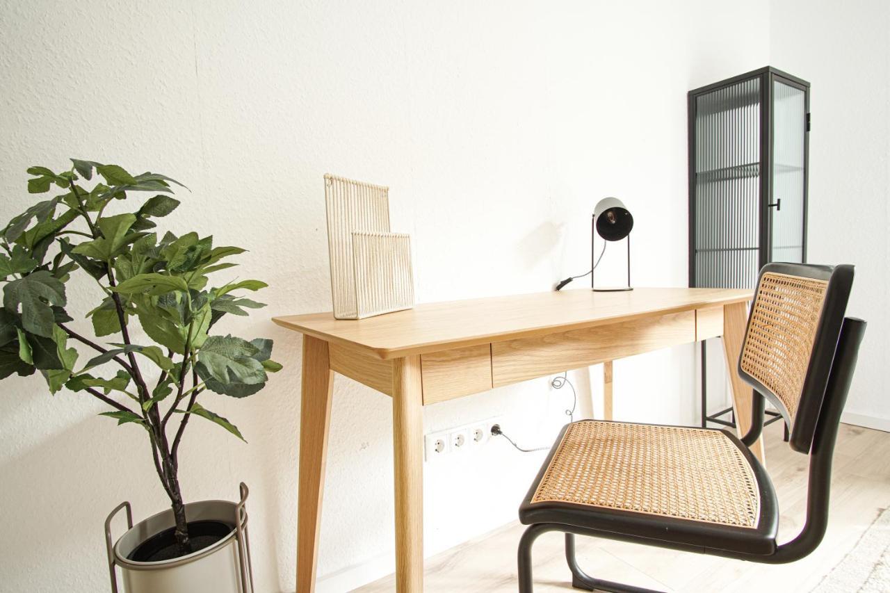 Homefy Feel-Good Apartment - Own Parking, Balcony And Garden Essen Exterior foto